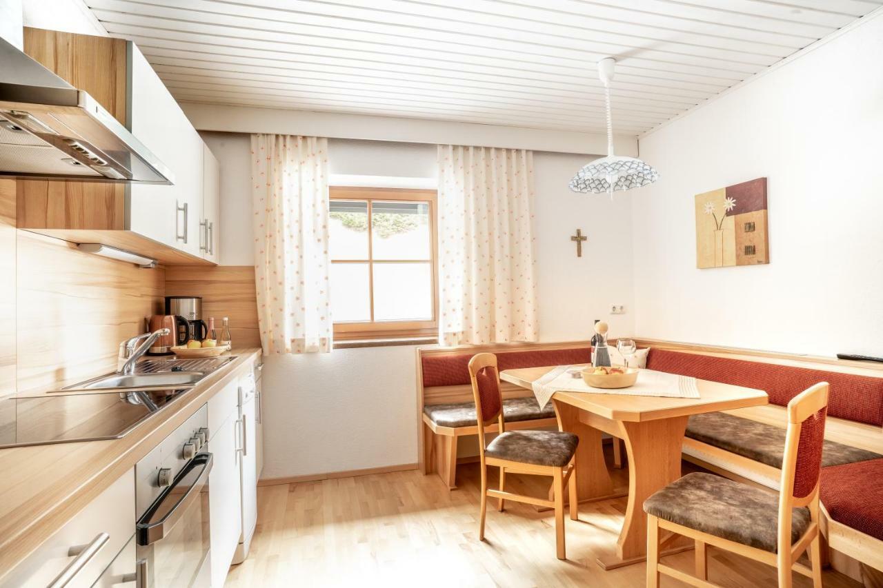 Saxerhof Apartamento Schmirn Exterior foto
